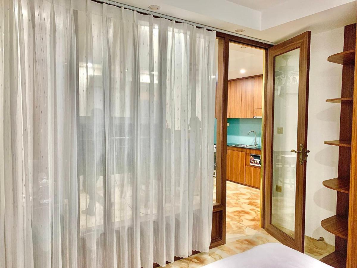 Royal Hotel & Apartment Da Nang Esterno foto